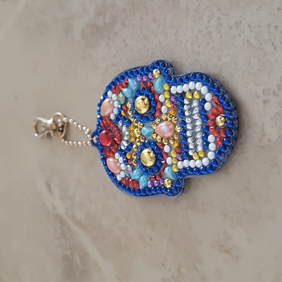 Jeweled Skull Keychain/Bag Charm nwot - Picture 2 of 4